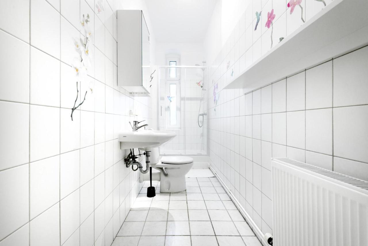 Sweet Central Tiny Apartment For 4 People Berlin Bagian luar foto