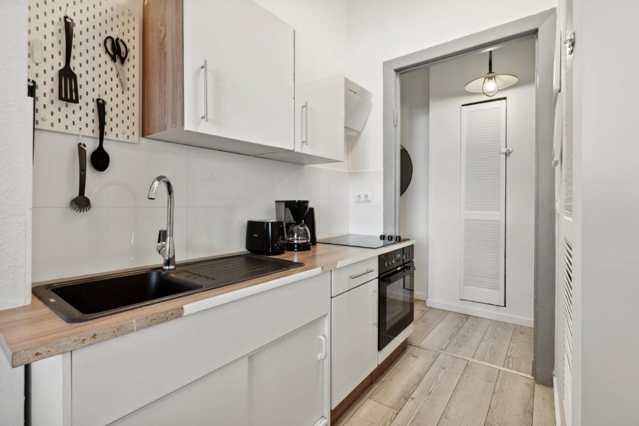 Sweet Central Tiny Apartment For 4 People Berlin Bagian luar foto