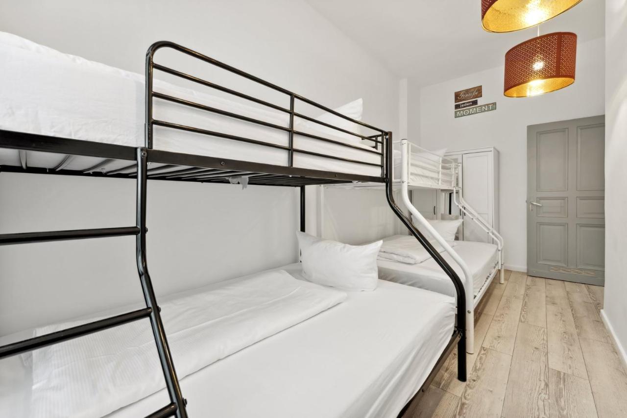 Sweet Central Tiny Apartment For 4 People Berlin Bagian luar foto