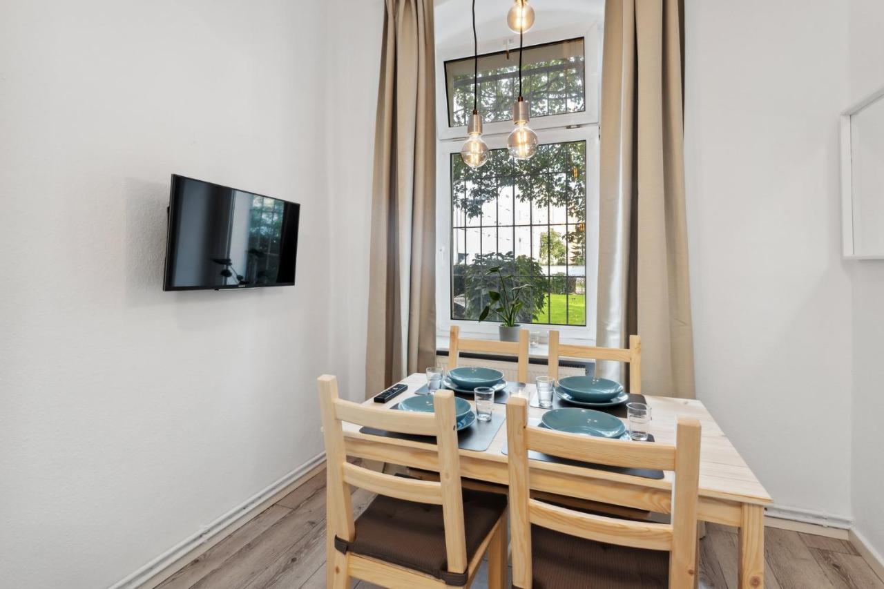 Sweet Central Tiny Apartment For 4 People Berlin Bagian luar foto